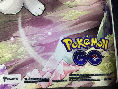 Tappetino Playmat Pokémon GO con illustrazione di Eevee Lucente
